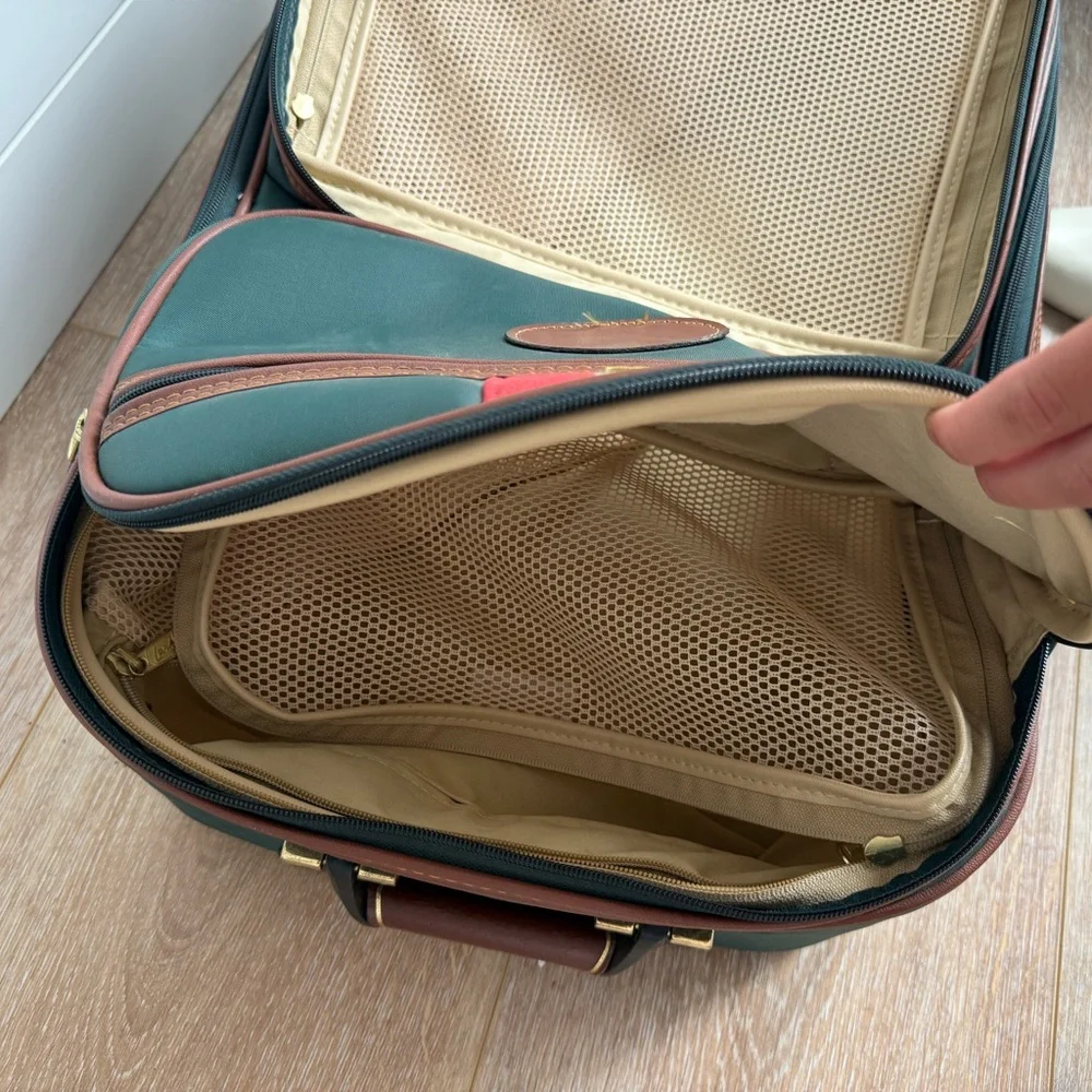Vintage Lark Classic Green Rolling Carry-On with Brown Trim